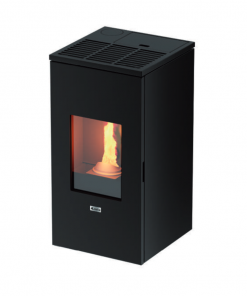Een moderne, automatische, vrijstaande pelletkachel. FUTURA is de perfecte oplossing voor eengezinswoningen en zomerhuizen. Zijn kleine formaat en elegante stijl, gecombineerd met aantrekkelijke technische parameters, maken het een waardige keuze. Dankzij de pellettank met een capaciteit van 16 kg kan het apparaat tot 20 uur zelfstandig werken. Het product is ecologisch. Om de kamer te verwarmen, gebruikt het apparaat pellets, een economische en milieuvriendelijke biobrandstof